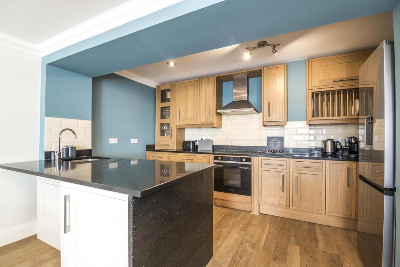 Bryn Y Mor - 2 Bedroom Apartment - Tenby Exterior foto